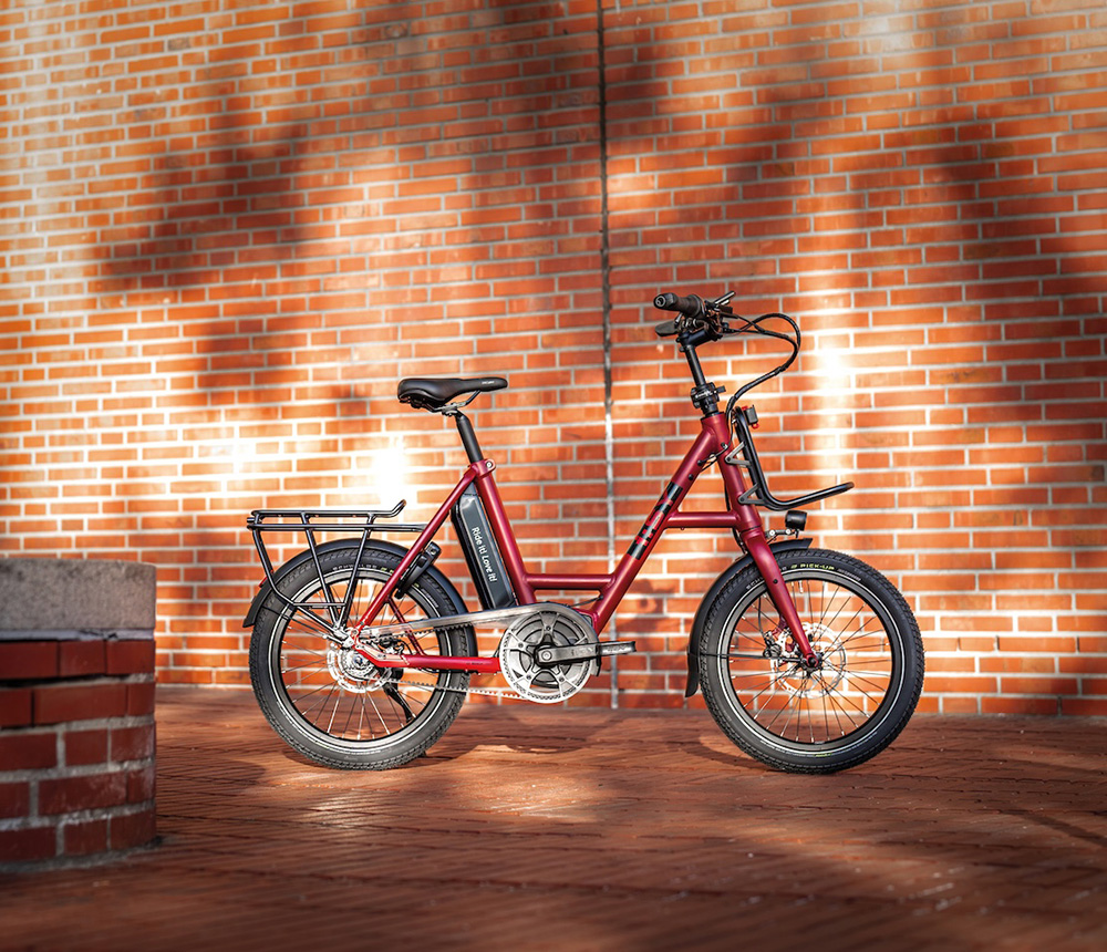 i:SY S8 ZR in Berry Red